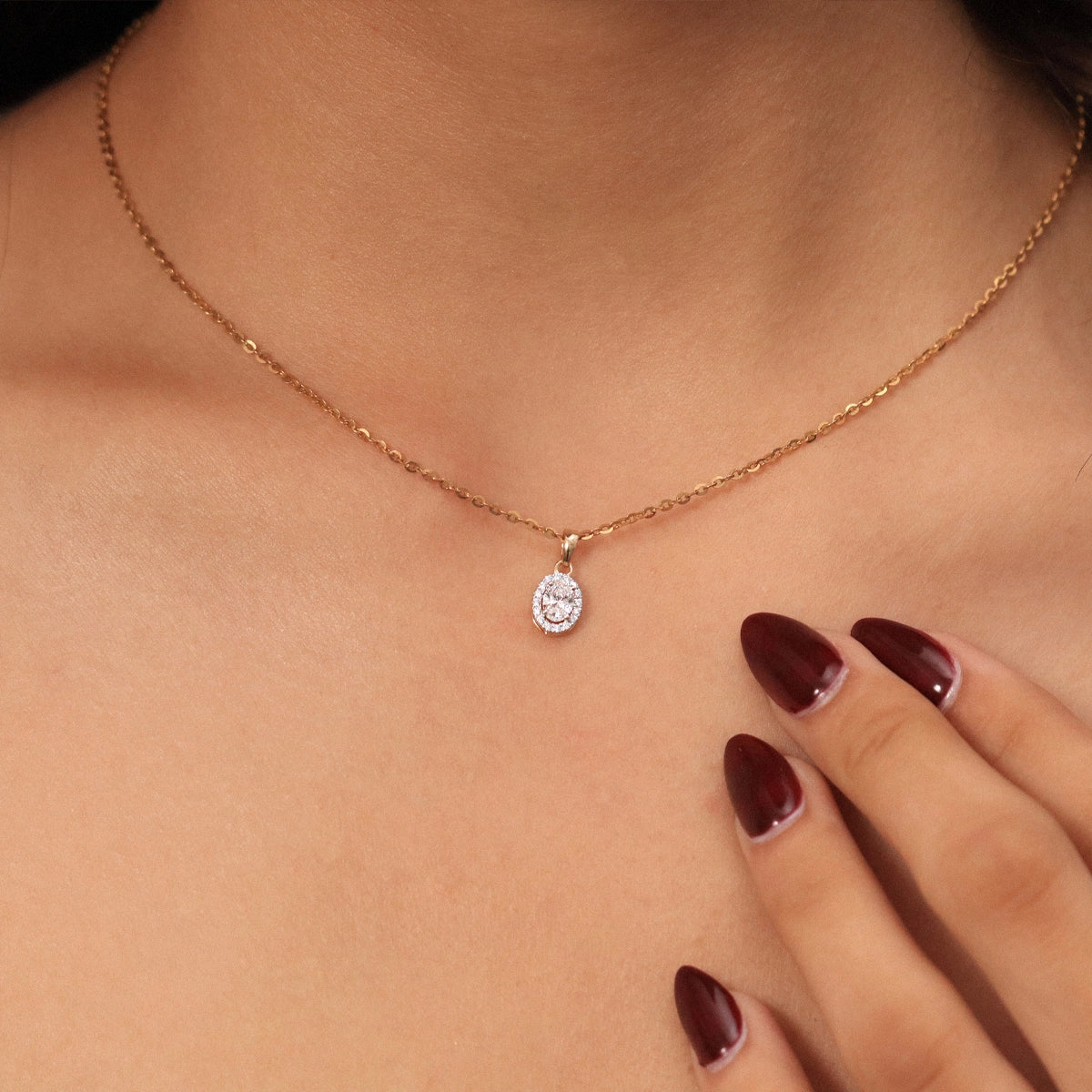 Oval Halo Pendant