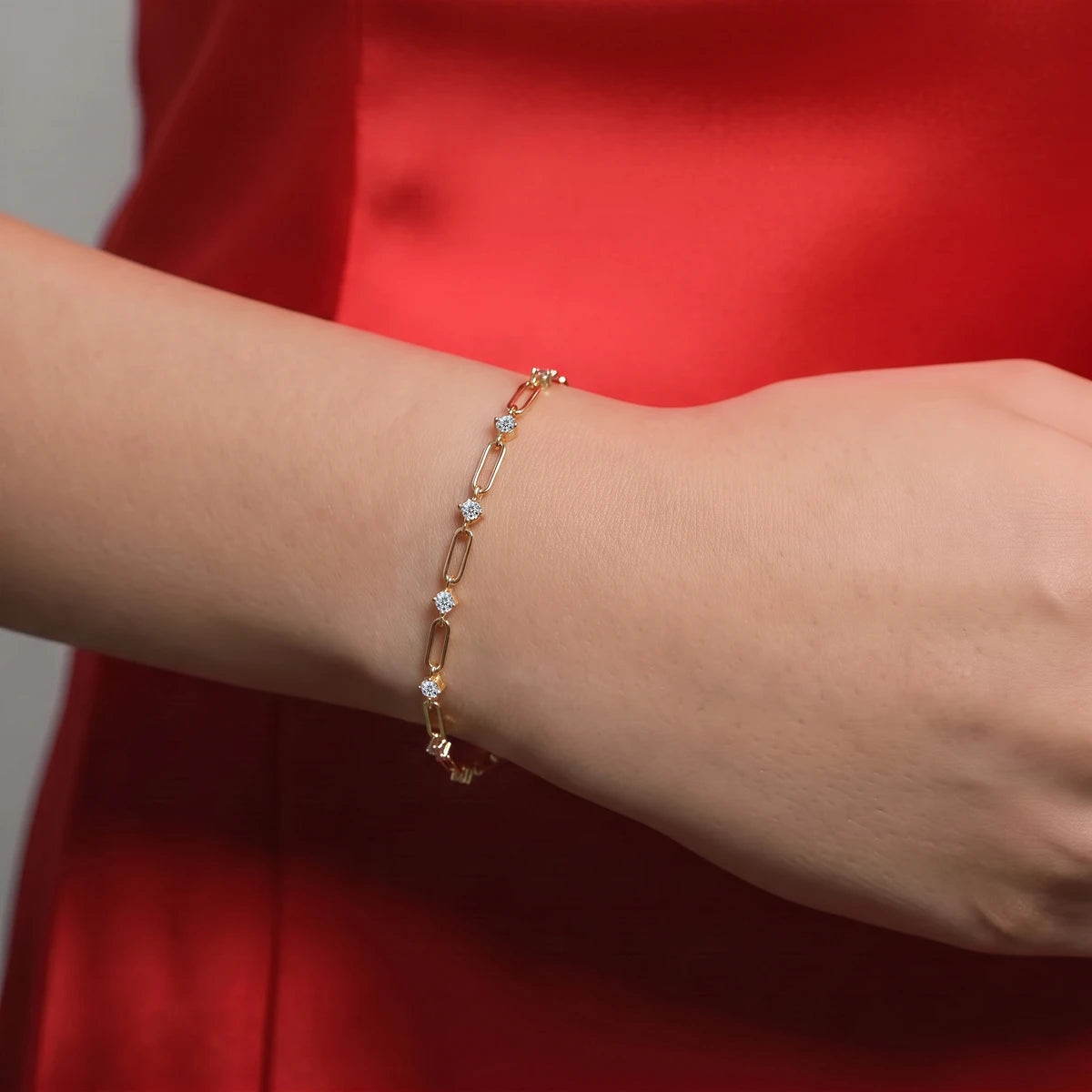 Round Diamond Chain Link Bracelet | Earthly Jewels