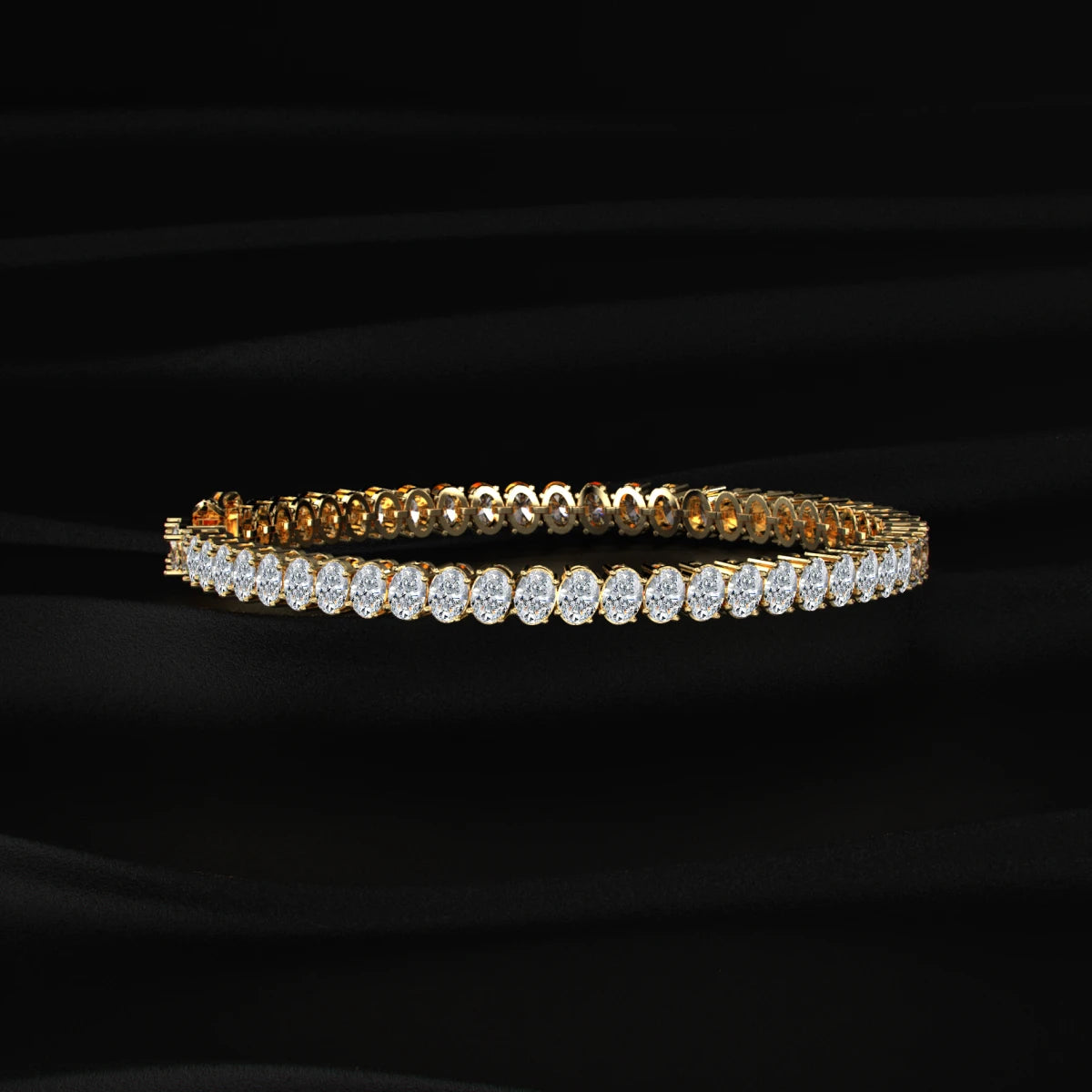 Oval cut natural diamond tennis bracelet in fine gold