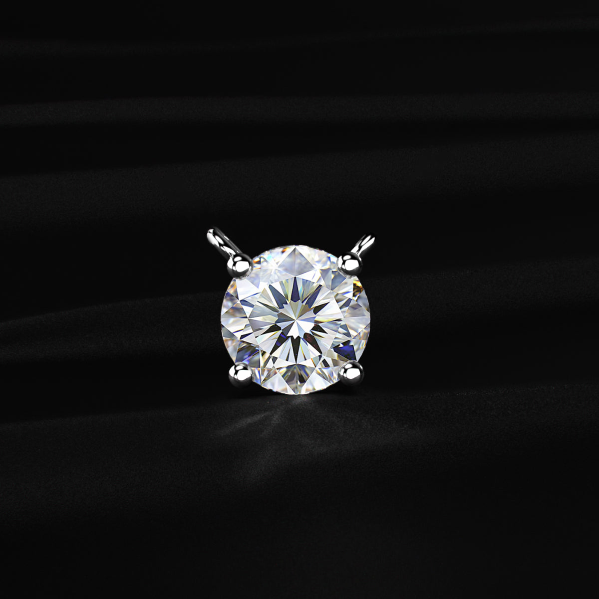 0.5Ctw Dazzling Solitaire Bloom Necklace