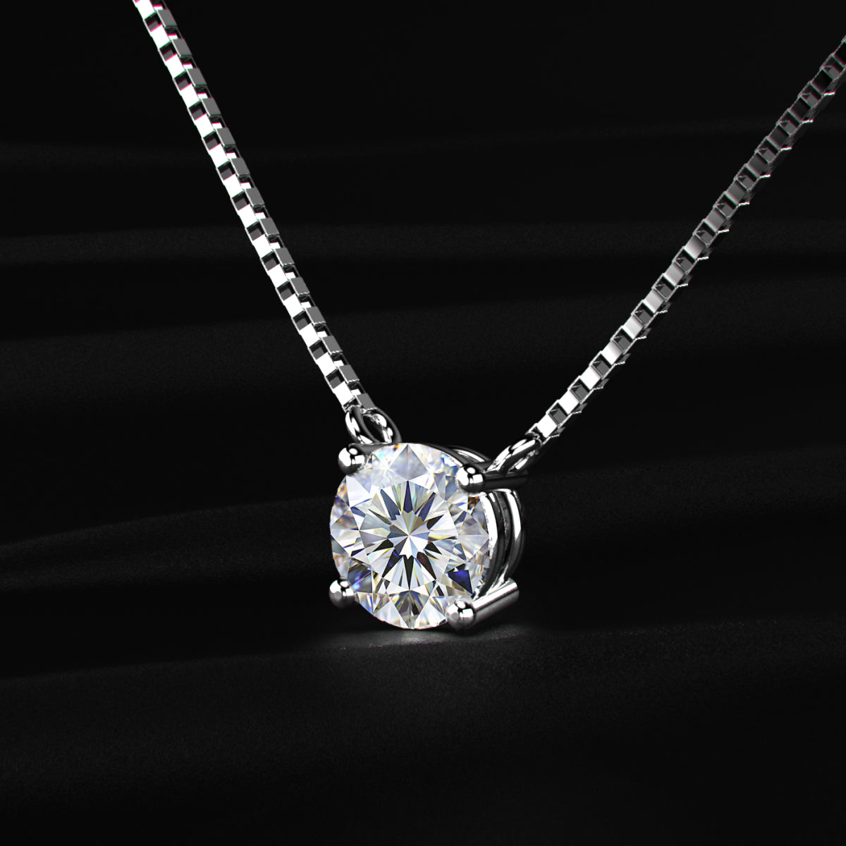 0.5Ctw Dazzling Solitaire Bloom Necklace