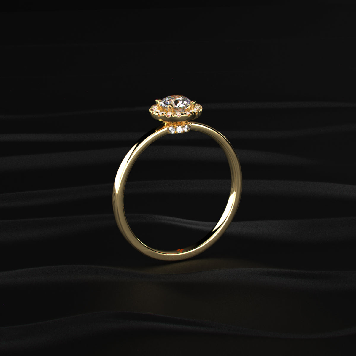 Round Cut Halo Diamond Engagement Rings