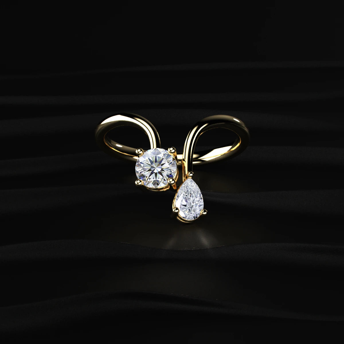 Round and Pear Diamond Toi et Moi Open Ring | Earthly Jewels