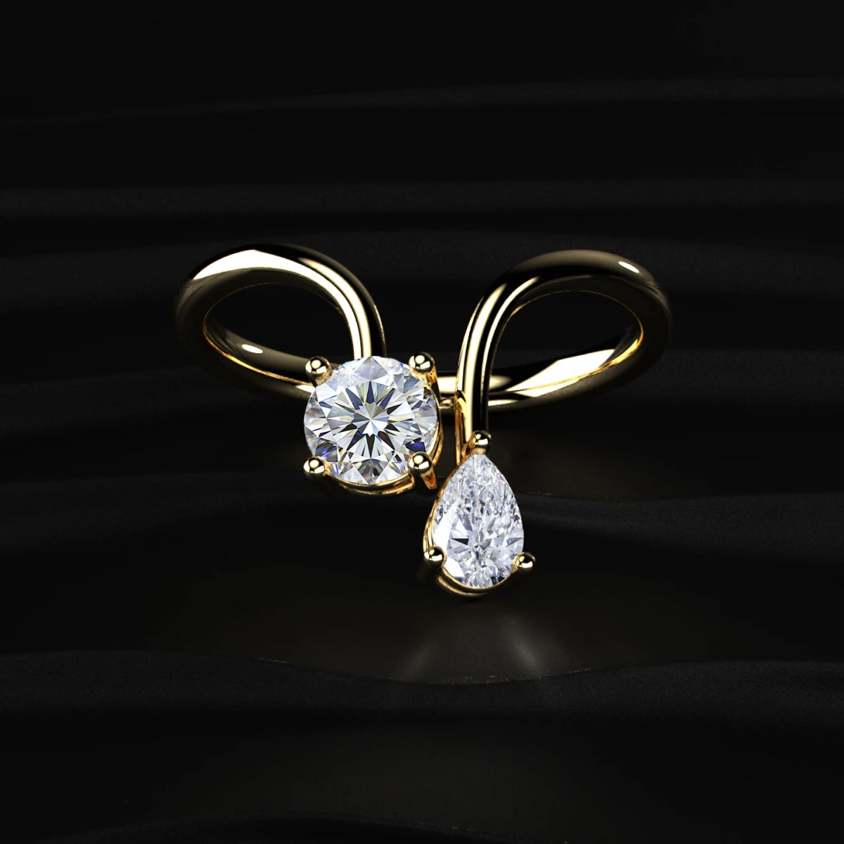 Round and Pear Diamond Toi et Moi Open Ring | Earthly Jewels
