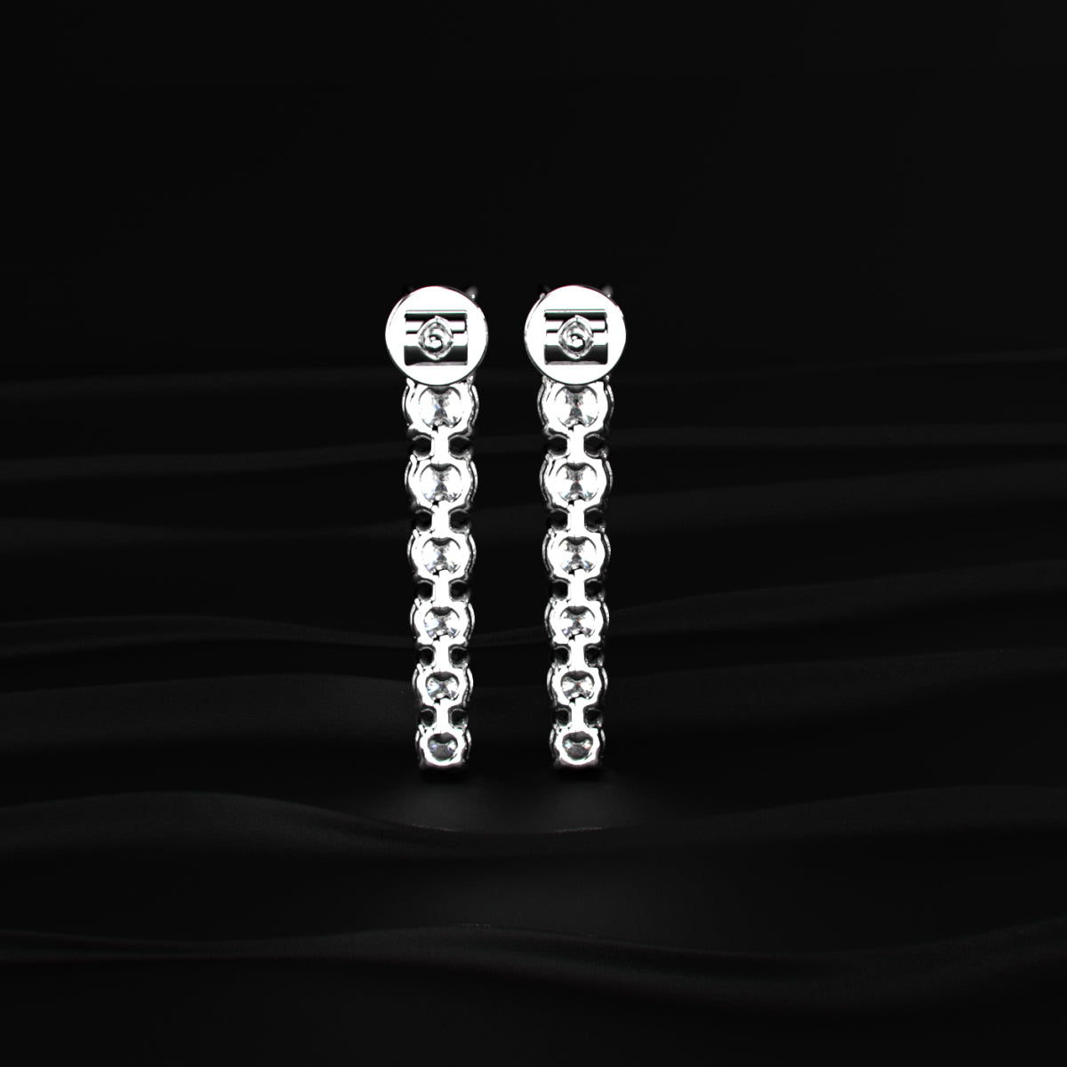 Round Diamond Danglers Earrings | Earthly Jewels