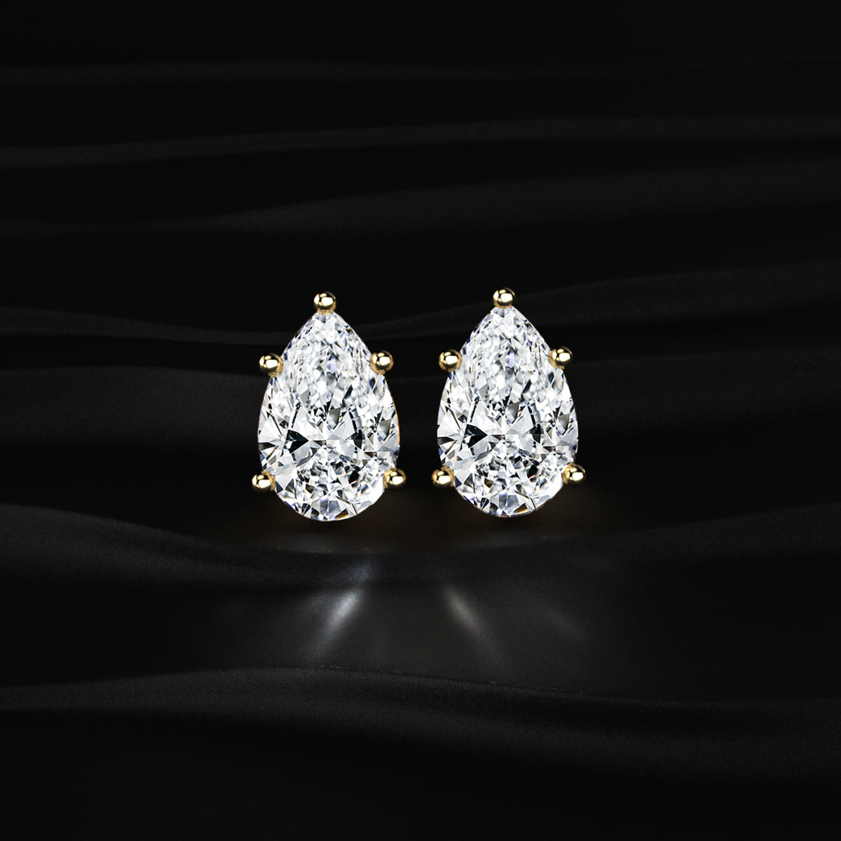 Pear Solitaire Hidden Halo Earring