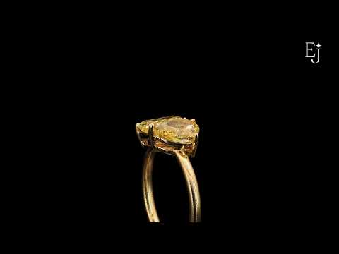Load video: Pear And Radiant Toi Et Moi Yellow Diamond Ring | Earthly Jewels