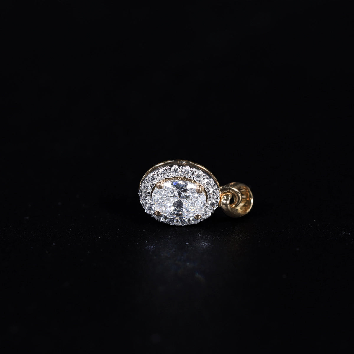 Oval Halo Pendant | Earthly Jewels