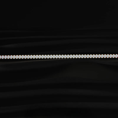 Oval cut diamond bracelet in 18K gold
