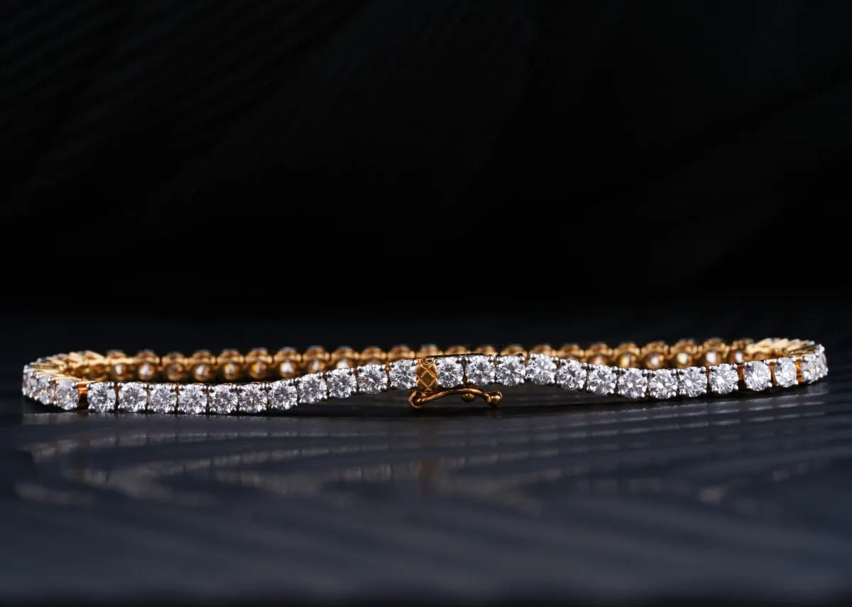 Classic 0.09 Pointer Tennis Bracelet | Earthly Jewels