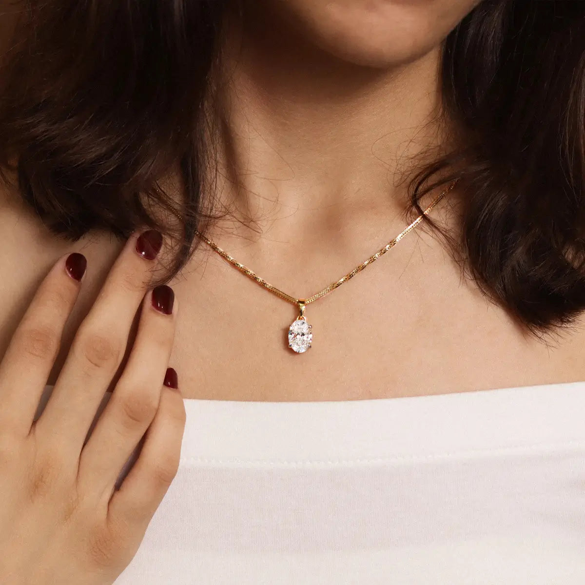 Oval Shape Solitaire Pendant