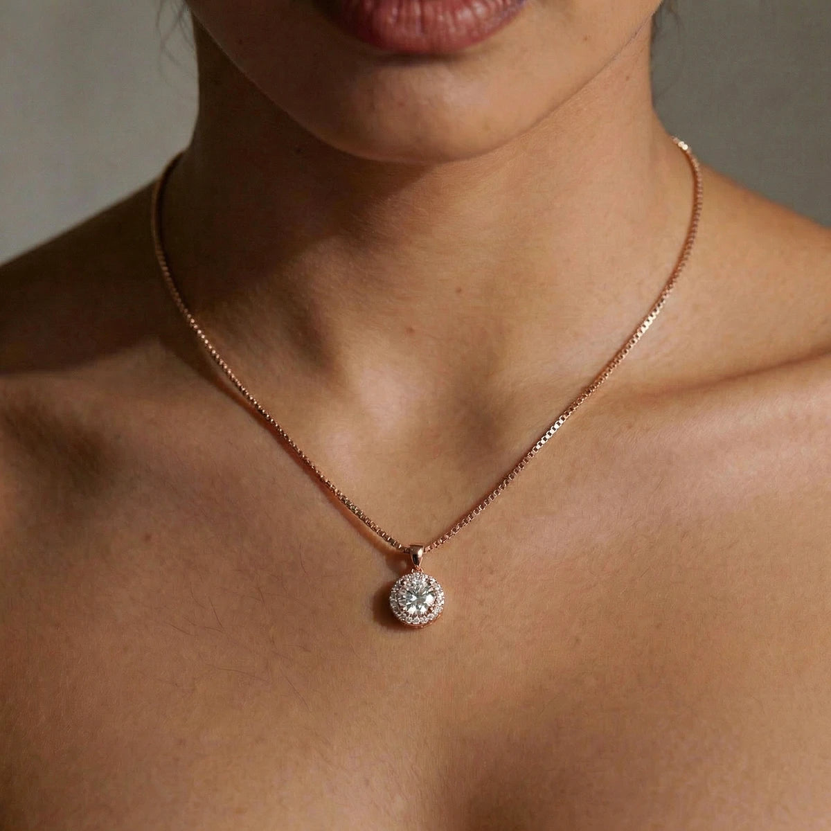 Round Diamond Halo Pendant | Earthly Jewels