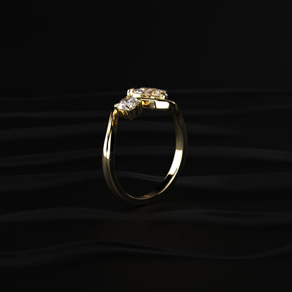 Round And Pear Diamond Toi Et Moi Ring