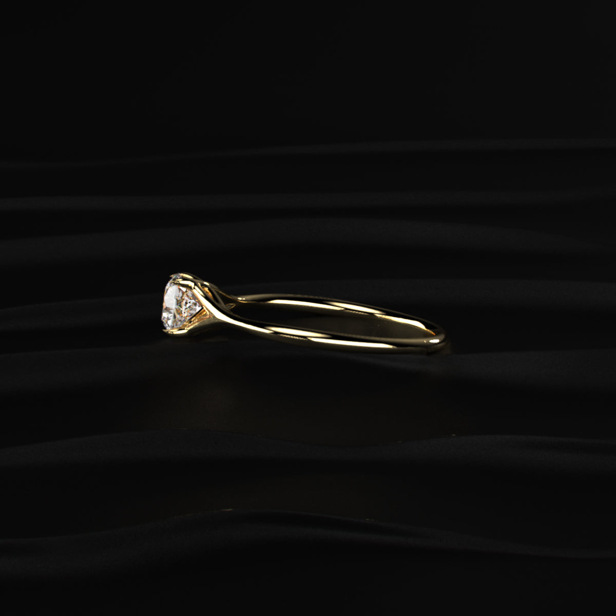 Round Diamond Split Shank Ring