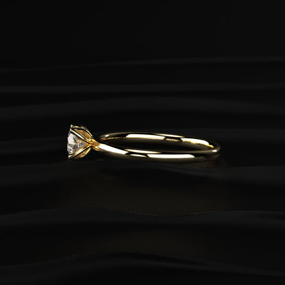 Round Diamond Tulip Setting Ring