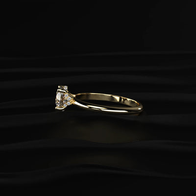 Round Cut Diamond Engagement Ring | Earthly Jewels