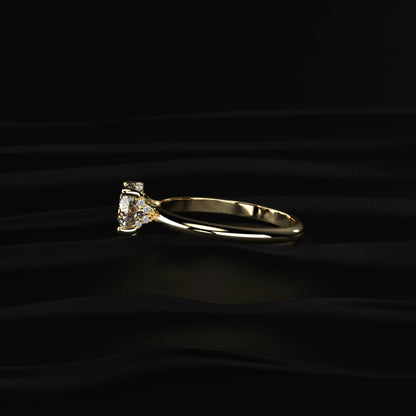 Round Cut Diamond Engagement Ring | Earthly Jewels