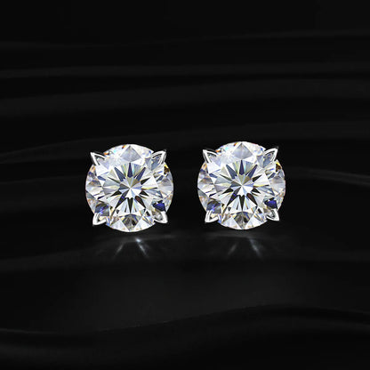 Round Solitaire With V-Prongs Studs | Earthly Jewels