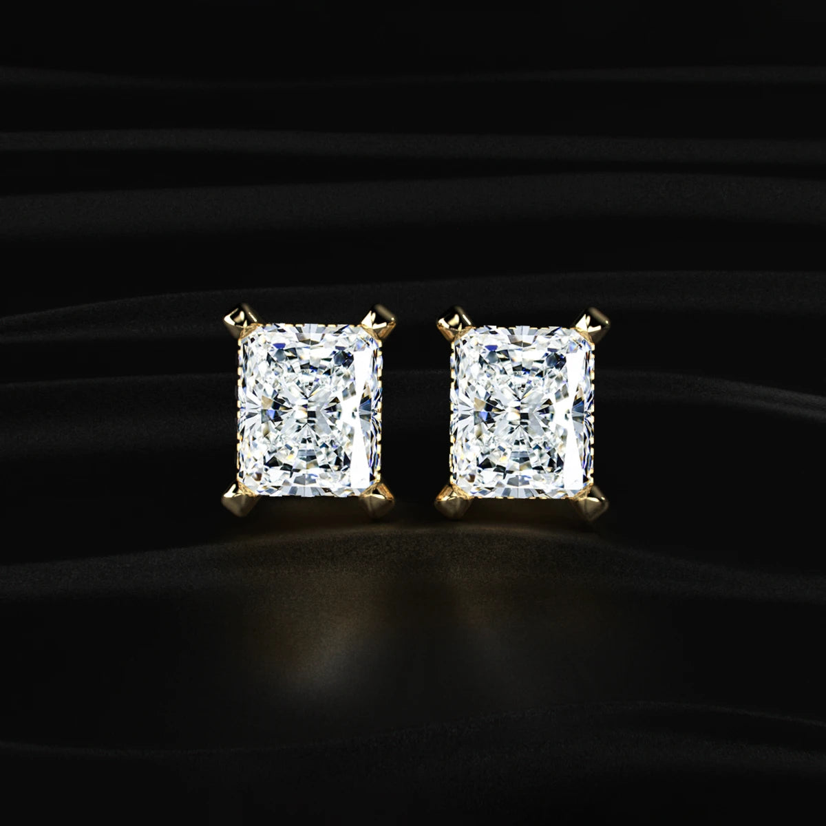Radiant Cut Lab Diamond Stud Earring