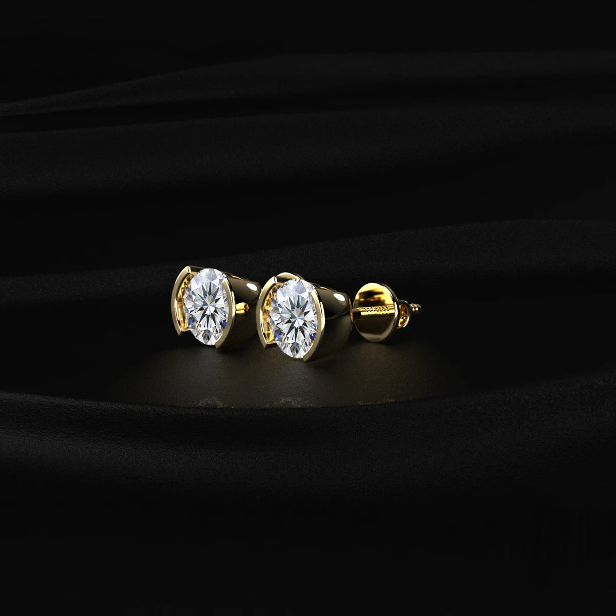 Round Shape Diamond Earrings