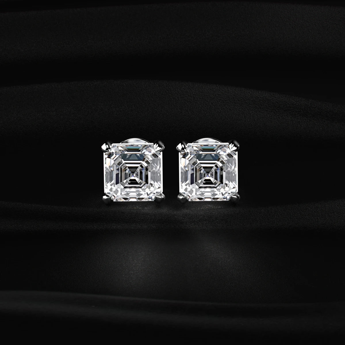 Asscher Cut Diamond Stud