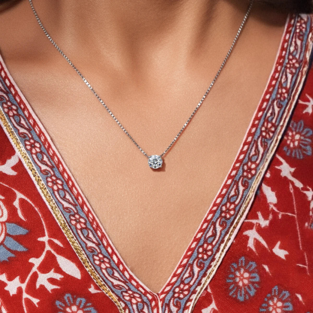 0.5Ctw Dazzling Solitaire Bloom Necklace | Earthly Jewels