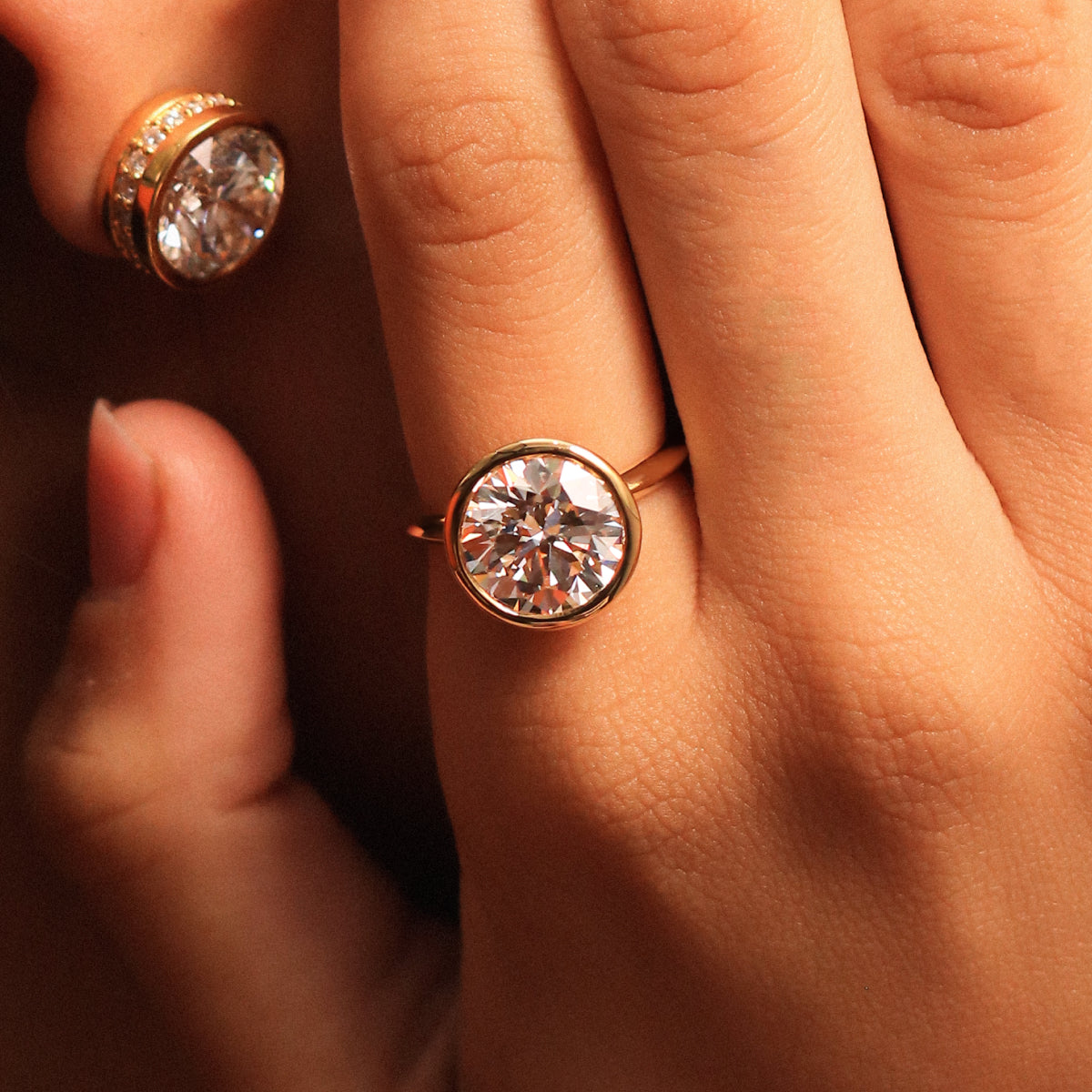 Round Diamond Solitaire Engagement Ring Bezel Setting | Earthly Jewels