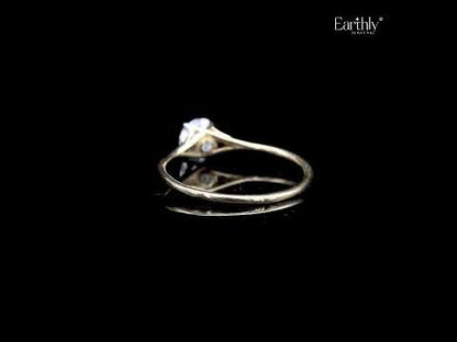 Round Diamond Split Shank Ring