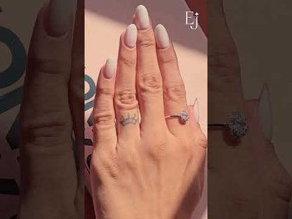 Oval Halo Engagement Rings