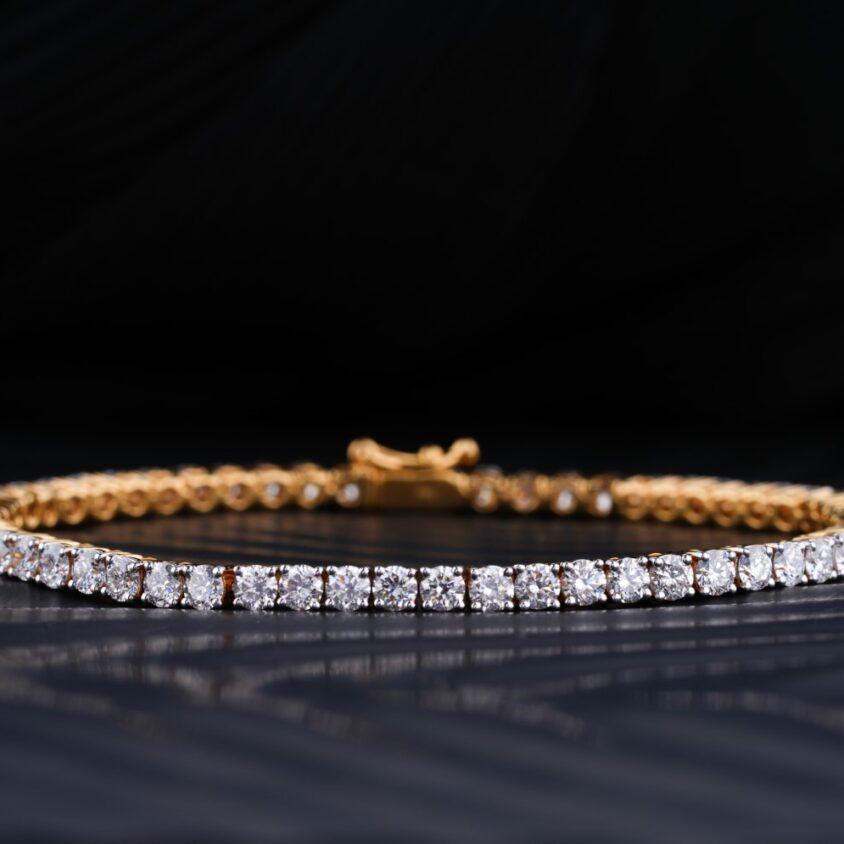 Classic 0.09 Pointer Tennis Bracelet | Lab Grown Diamond Bracelet | Diamond Tennis Bracelet | Earthly Jewels